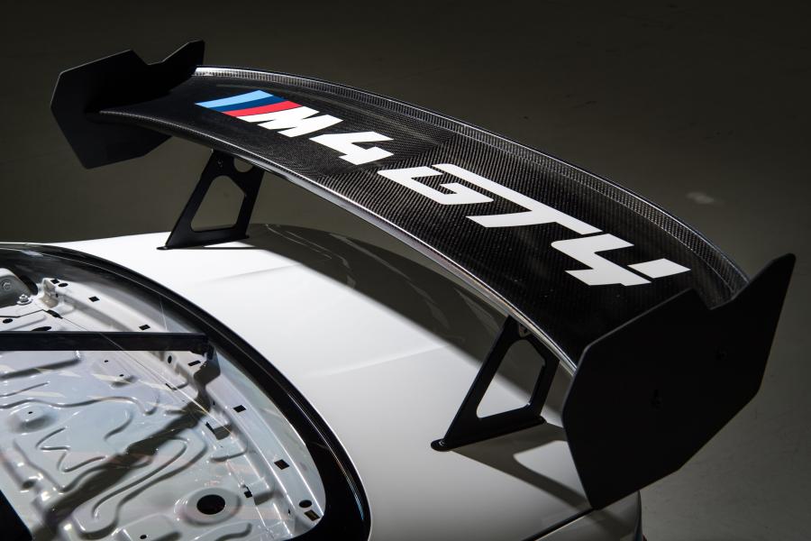 Детали экстерьера BMW M4 GT4 (F82) 2017 года  (NA) (фото 19 из 27)